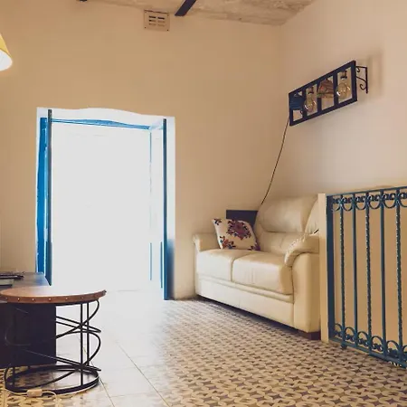 Ferienhaus Charming 2 Bedroom Maisonette In Jell1-3 Valletta