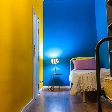 Charming 2 Bedroom Maisonette In Jell1-3 *