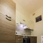 Holiday home Charming 2 Bedroom Maisonette In Jell1-3 *