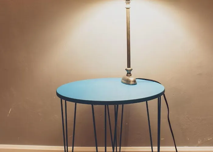 Holiday home Charming 2 Bedroom Maisonette In Jell1-3